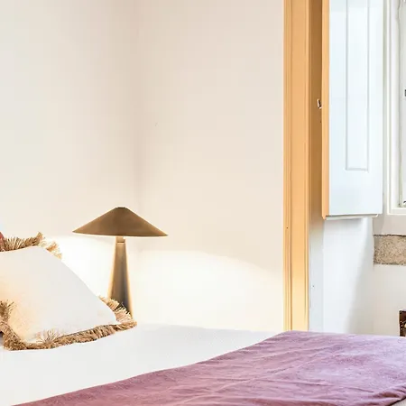 Tagus Views - 2br Alfama Castle - Historic Gem Lizbona