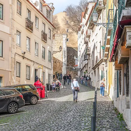 Apartamento Tagus Views - 2br Alfama Castle - Historic Gem Lisboa