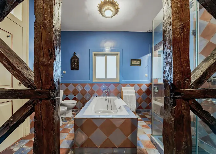 Appartement Tagus Views - 2br Alfama Castle - Historic Gem