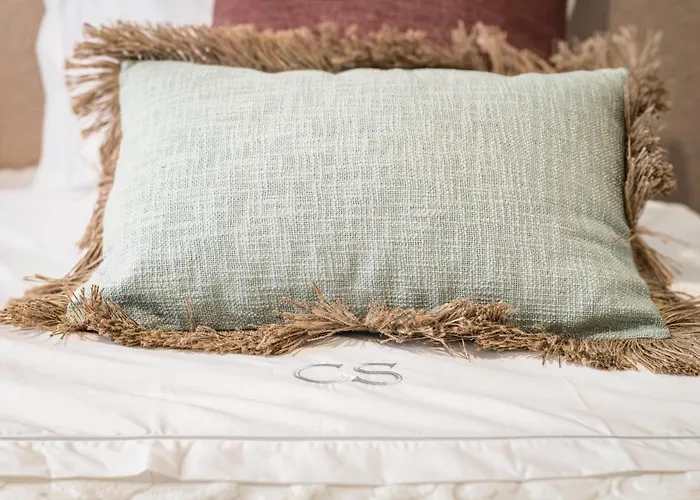 Tagus Views - 2br Alfama Castle - Historic Gem Appartement *