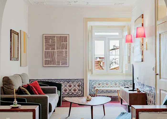 Tagus Views - 2br Alfama Castle - Historic Gem Διαμέρισμα