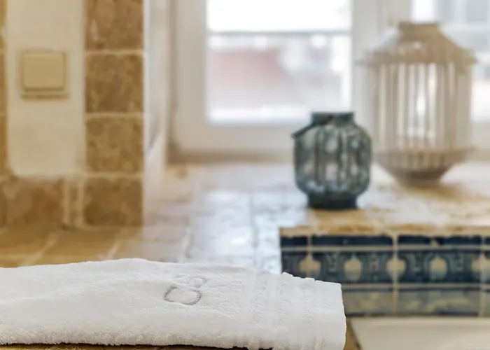 Tagus Views - 2br Alfama Castle - Historic Gem Διαμέρισμα