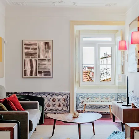Tagus Views - 2br Alfama Castle - Historic Gem Apartman